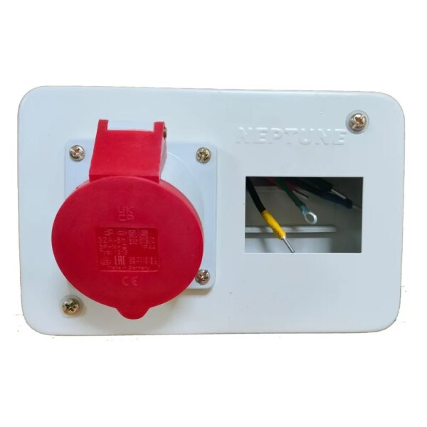 3202.jpg 32 Amp 5 Pin Domestic AC / Industrial Outlet Splash Proof IP 44 Neptune Bals