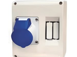 32 Amp 3 Pin Plug And Socket Combined In Polycarbonate Neptune Bals