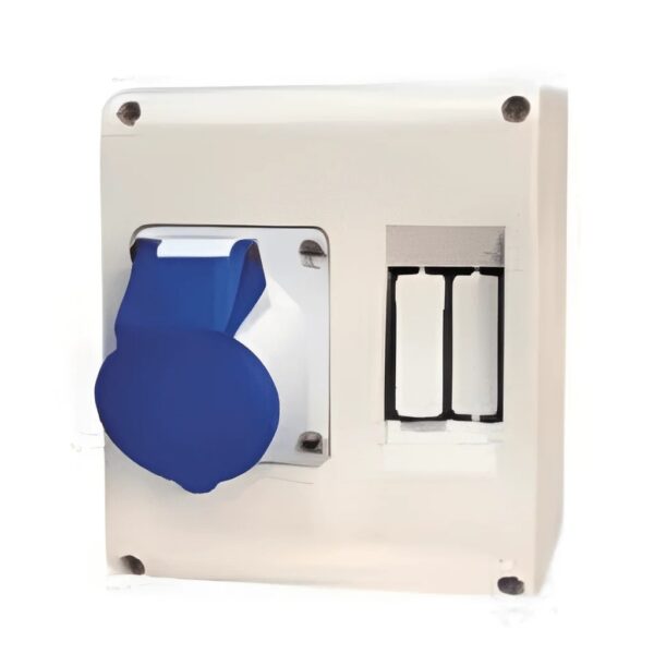 911.jpg 32 Amp 3 Pin Plug And Socket Combined In Polycarbonate Neptune Bals