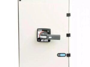 C-Line Manual Changeover Switch FR3 250A 4P 415V AC Open Execution Extended Handle | L&T