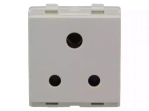 enGem 3 Pin Socket 6A with ISI White | L&T