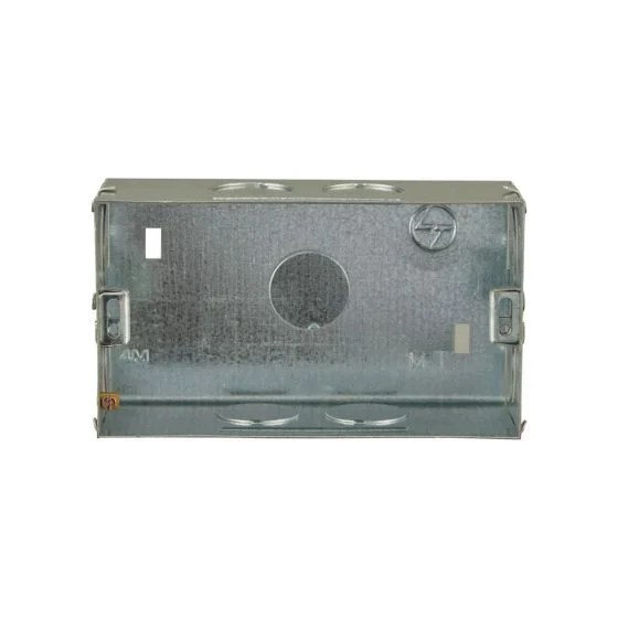 engem_gi_metal_box-_4_module_cb93104wm00_front.jpg engem GI Metal Box- 4 Module | L&T