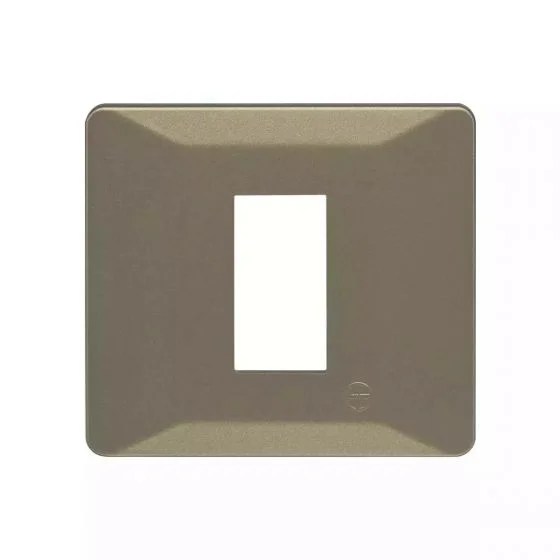entice1moduleplate-rusticgold_cb91101fr11_front.jpg entice 1 module plate- Rustic Gold | L&T